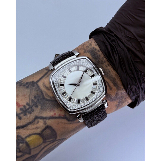 Custom Seiko Mod • Black White MOP Diamond Gondolo • 38mm